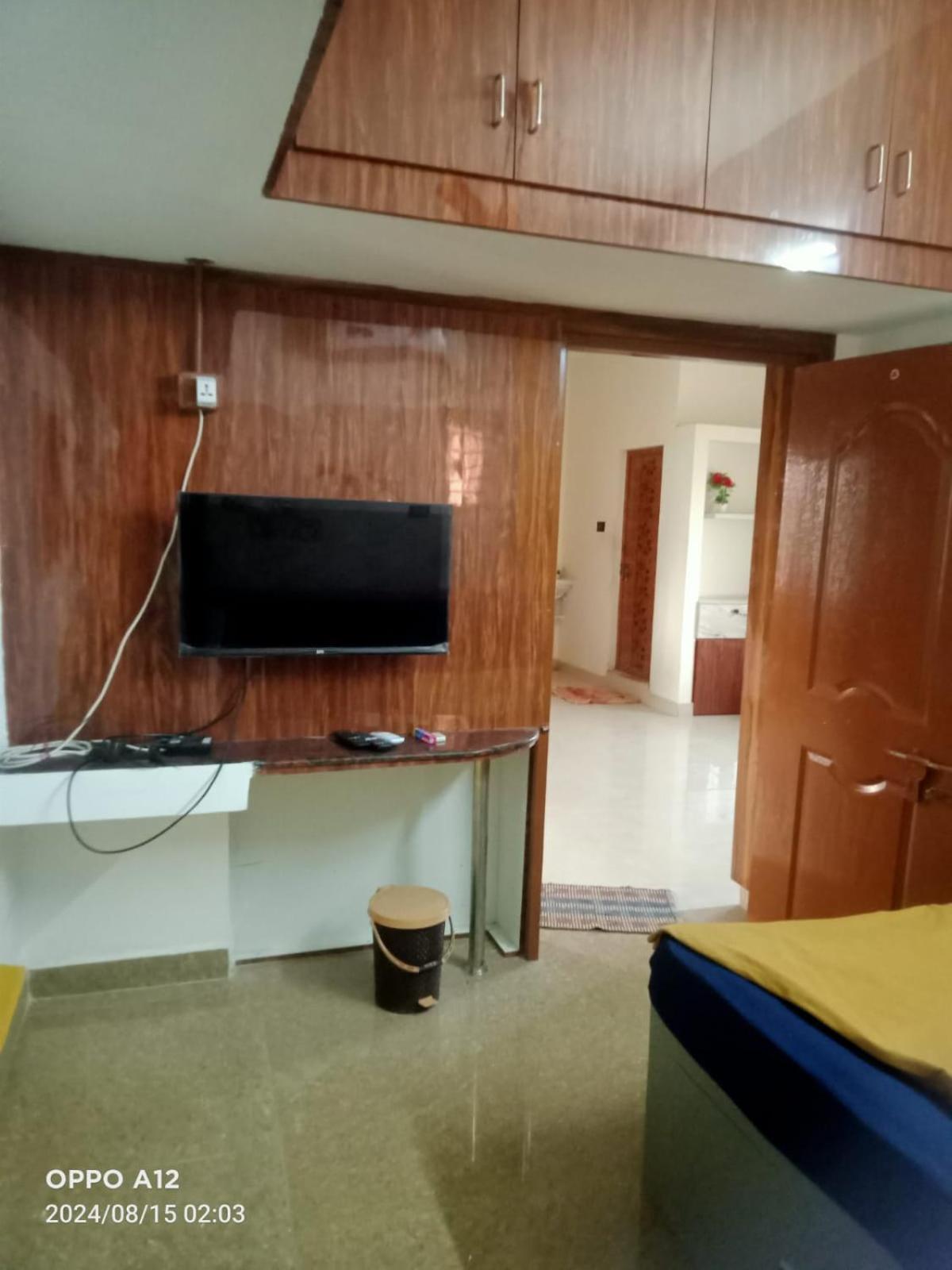 Asshappystayinn Hotel Tiruchirappalli ภายนอก รูปภาพ